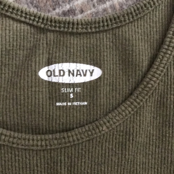 Old Navy small tank top bundle - Picture 10 of 10